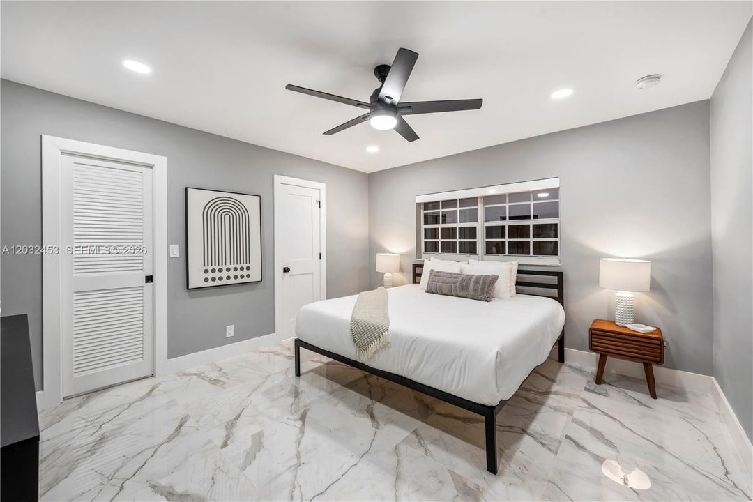 For Rent: $25,000 (4 beds, 3 baths, 3158 Square Feet)