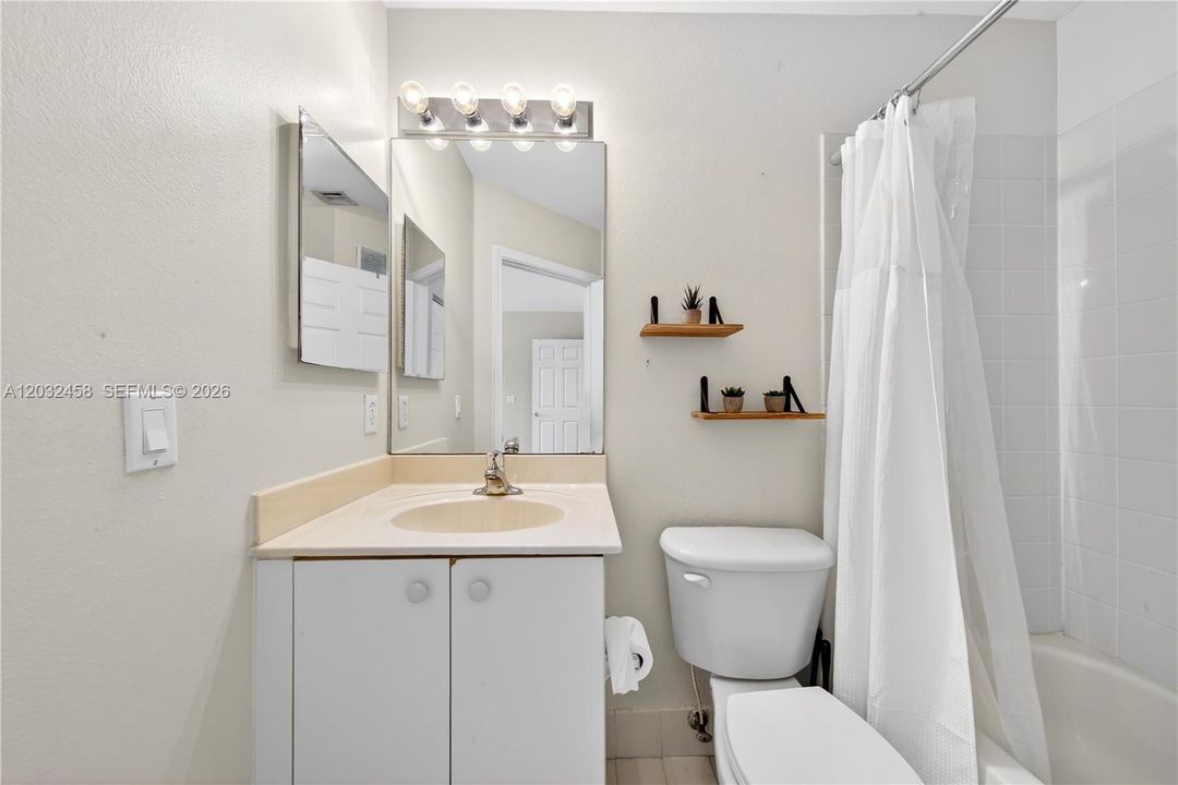 For Sale: $360,000 (3 beds, 2 baths, 1450 Square Feet)