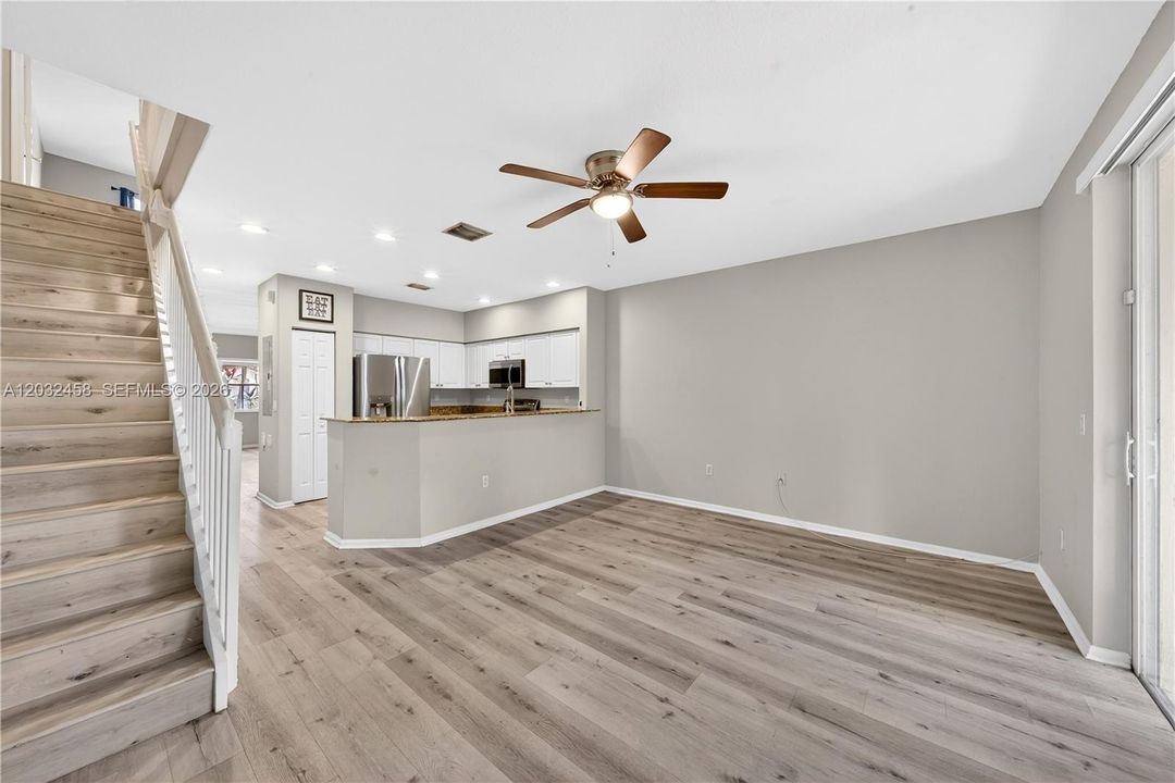 For Sale: $360,000 (3 beds, 2 baths, 1450 Square Feet)