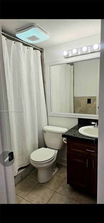 For Sale: $229,500 (2 beds, 2 baths, 1050 Square Feet)