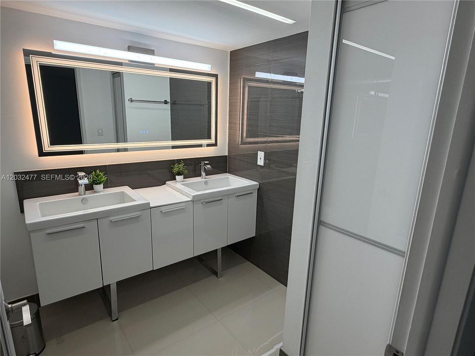 Double Sink Vanity