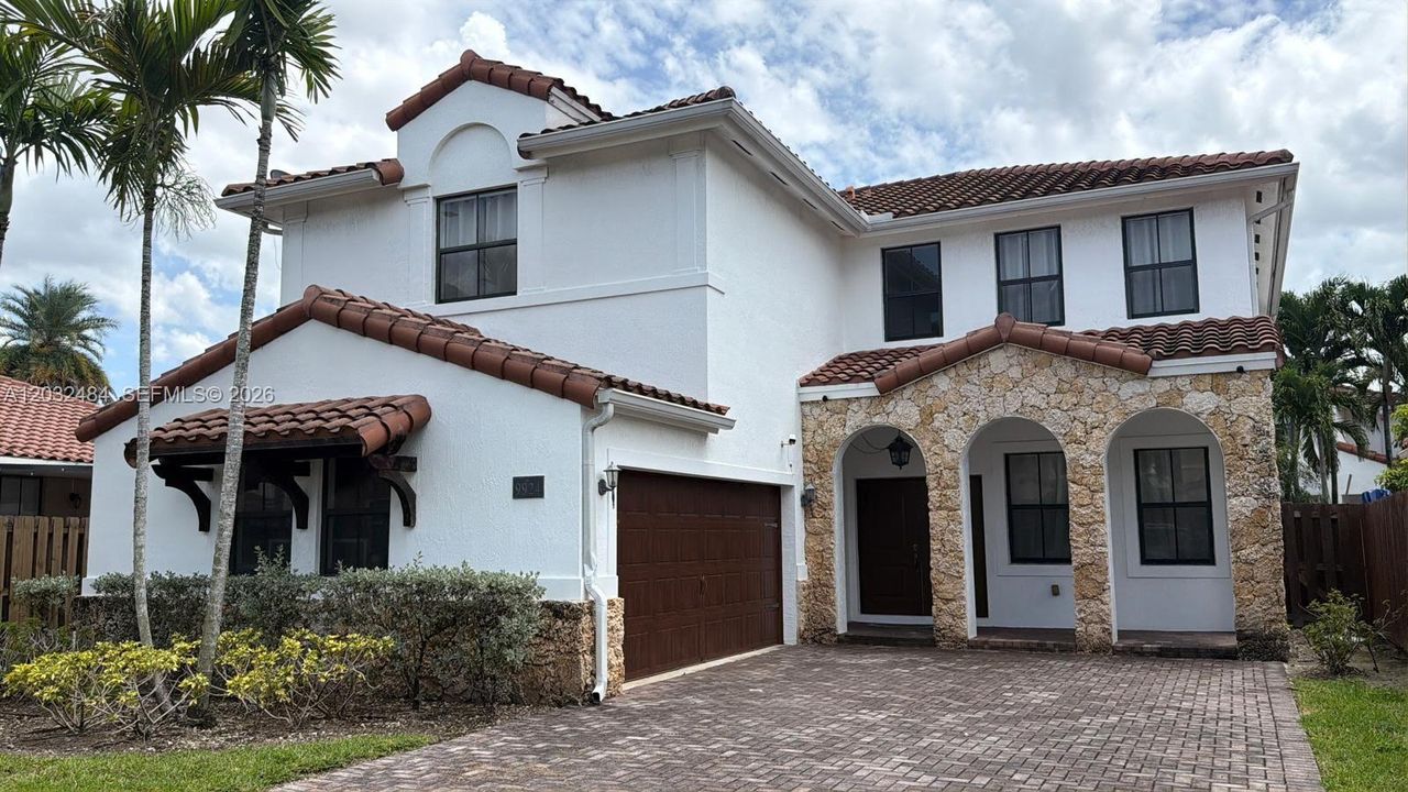 For Sale: $980,000 (4 beds, 3 baths, 3010 Square Feet)