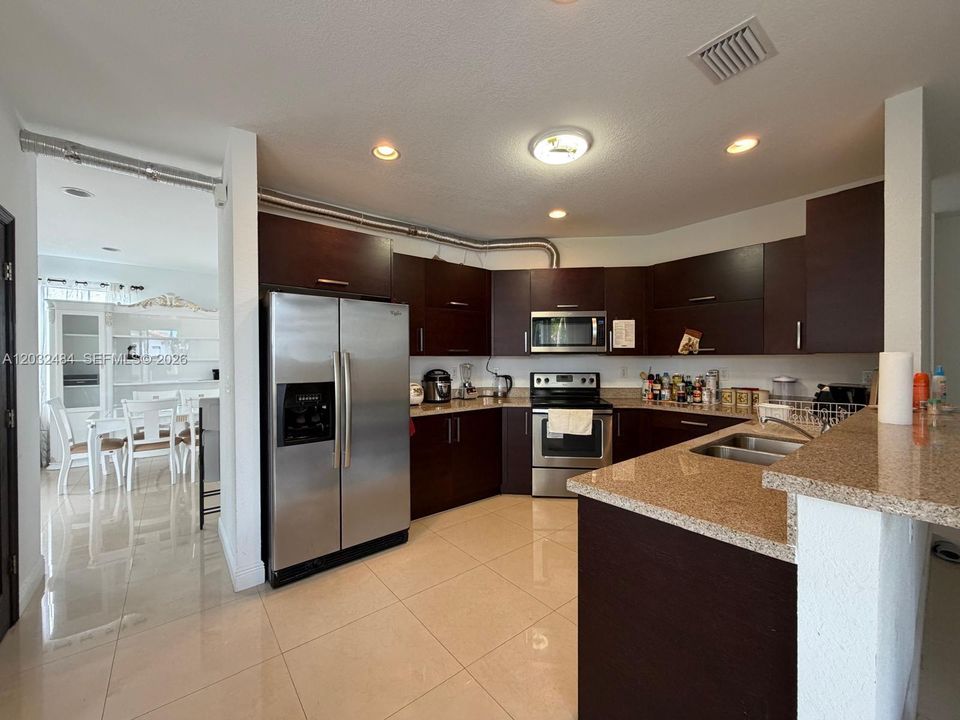 For Sale: $980,000 (4 beds, 3 baths, 3010 Square Feet)