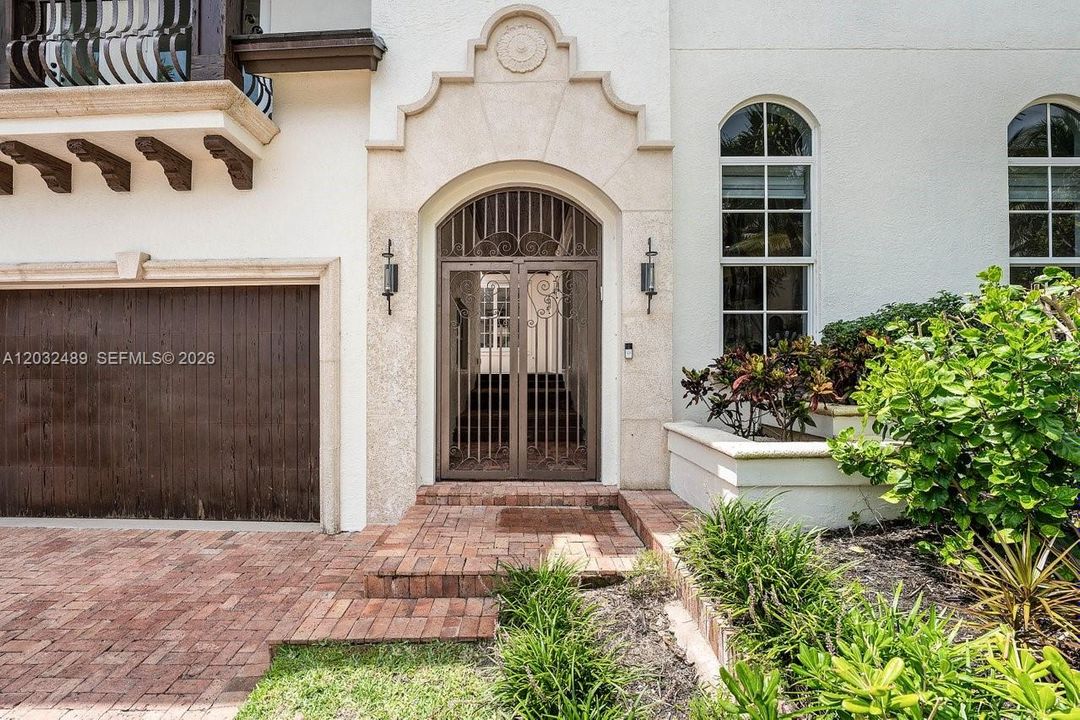 Charming gated entry