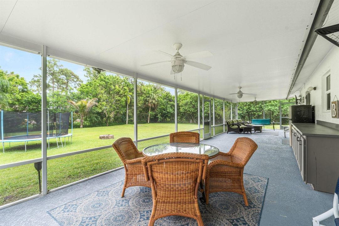 021-1378562ndCourtNorth-WestPalmBeach-FL