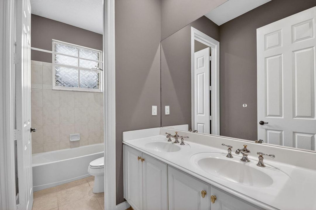 Bathroom3