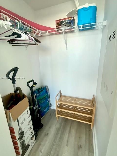 For Sale: $481,000 (1 beds, 1 baths, 622 Square Feet)
