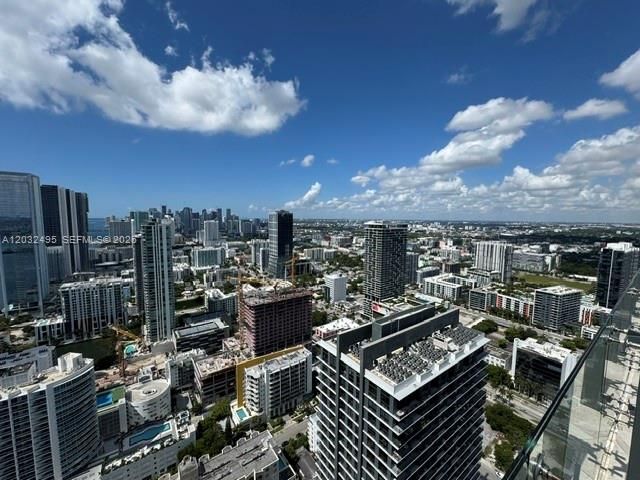 待售: $481,000 (1 贝兹, 1 浴室, 622 平方英尺)