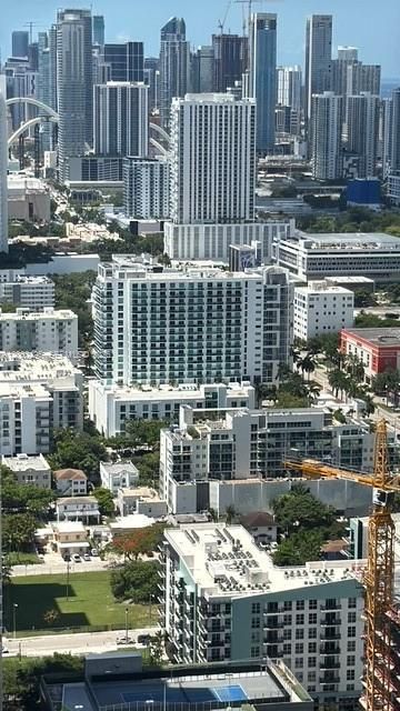 待售: $481,000 (1 贝兹, 1 浴室, 622 平方英尺)