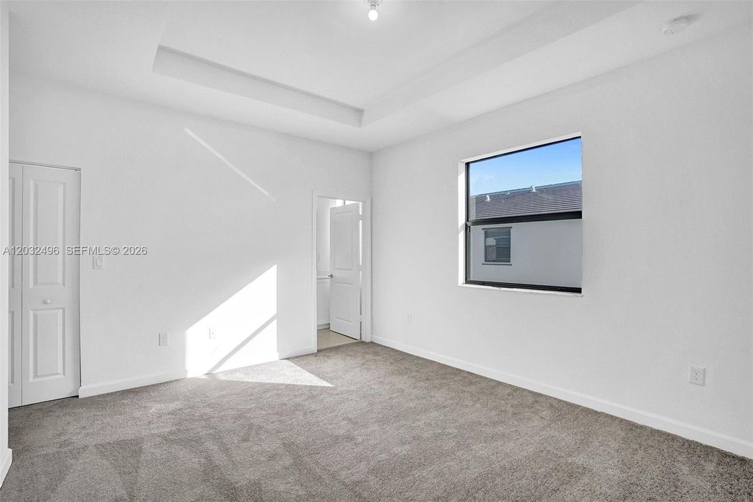 For Rent: $2,550 (3 beds, 2 baths, 1442 Square Feet)