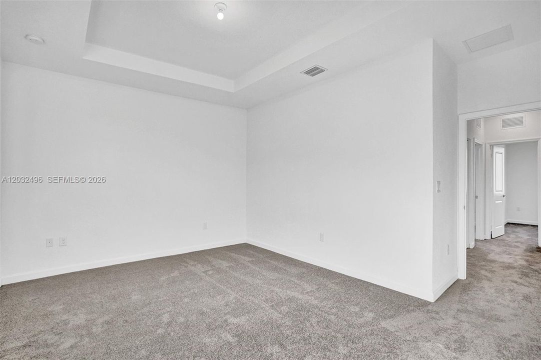 For Rent: $2,550 (3 beds, 2 baths, 1442 Square Feet)