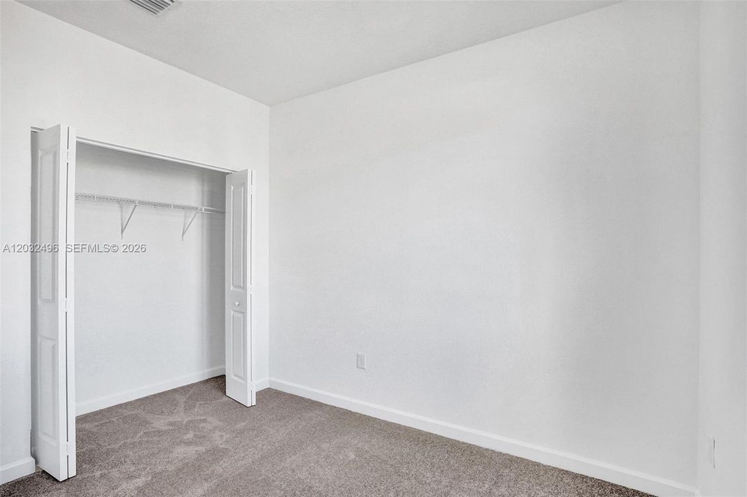 For Rent: $2,550 (3 beds, 2 baths, 1442 Square Feet)