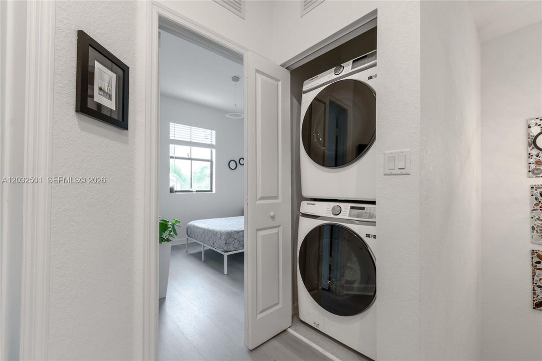 For Sale: $538,000 (3 beds, 2 baths, 1344 Square Feet)