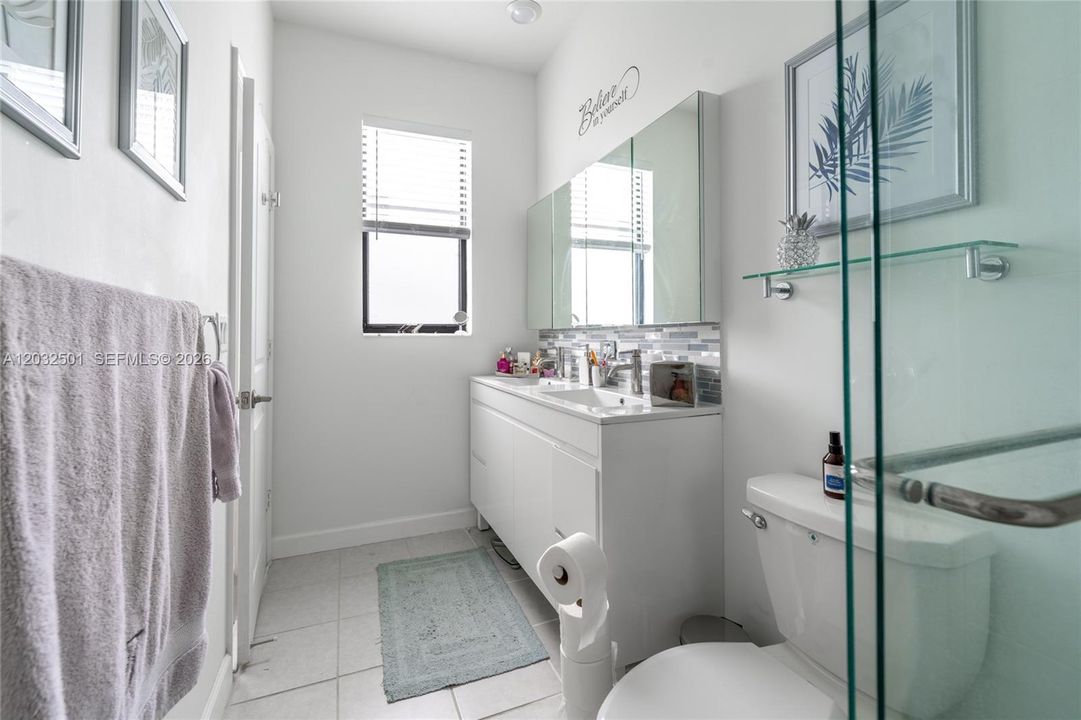 For Sale: $538,000 (3 beds, 2 baths, 1344 Square Feet)