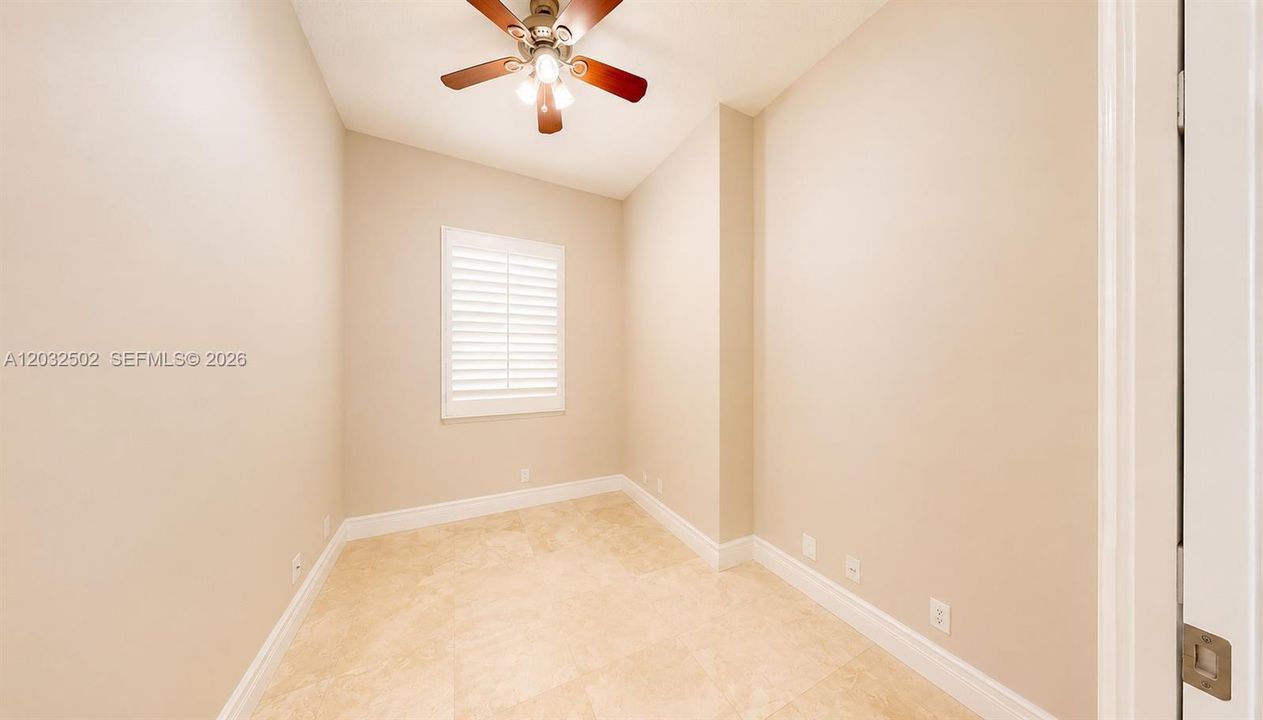 For Rent: $6,950 (4 beds, 3 baths, 2410 Square Feet)