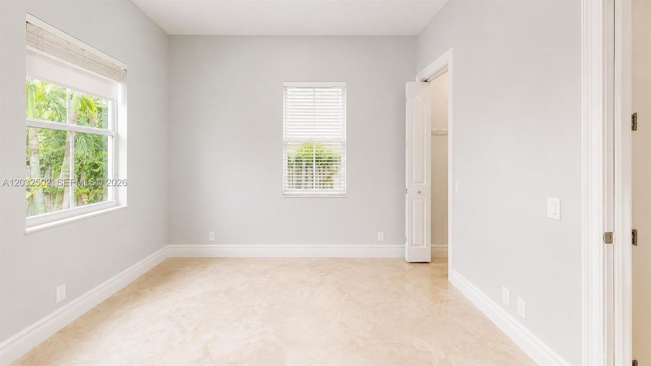 For Rent: $6,950 (4 beds, 3 baths, 2410 Square Feet)