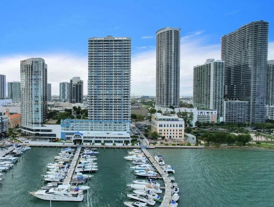 For Sale: $785,000 (2 beds, 2 baths, 1398 Square Feet)