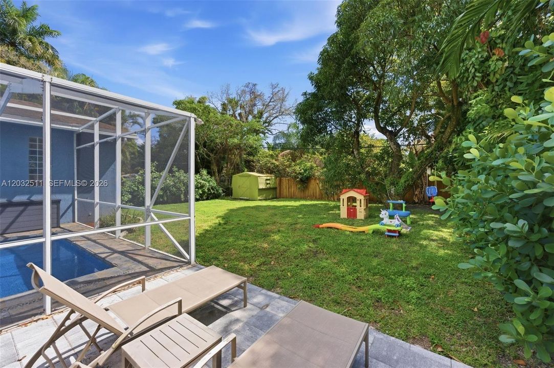 For Rent: $5,000 (3 beds, 3 baths, 1859 Square Feet)