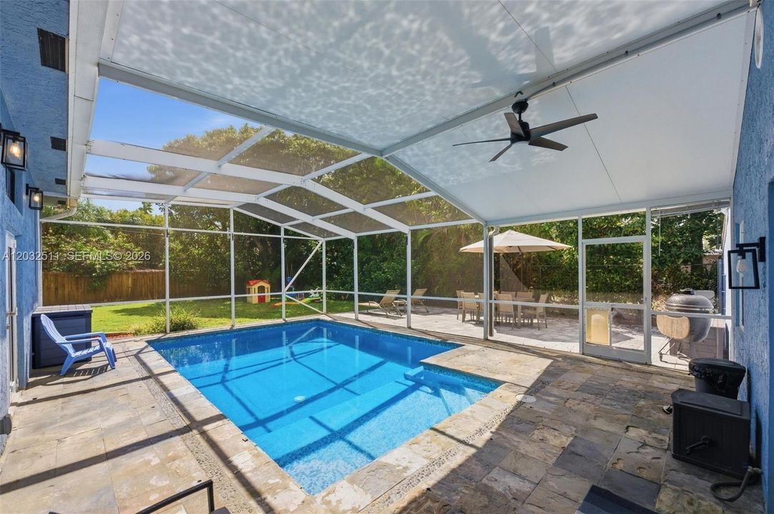 For Rent: $5,000 (3 beds, 3 baths, 1859 Square Feet)