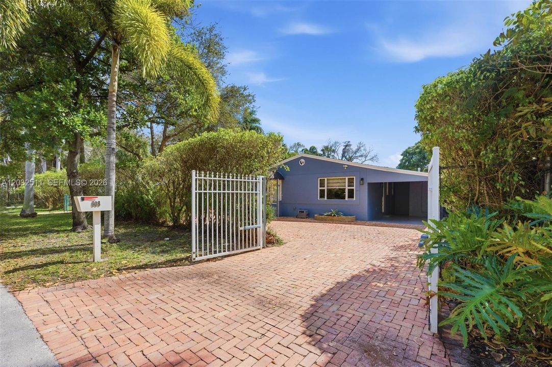 For Rent: $5,000 (3 beds, 3 baths, 1859 Square Feet)