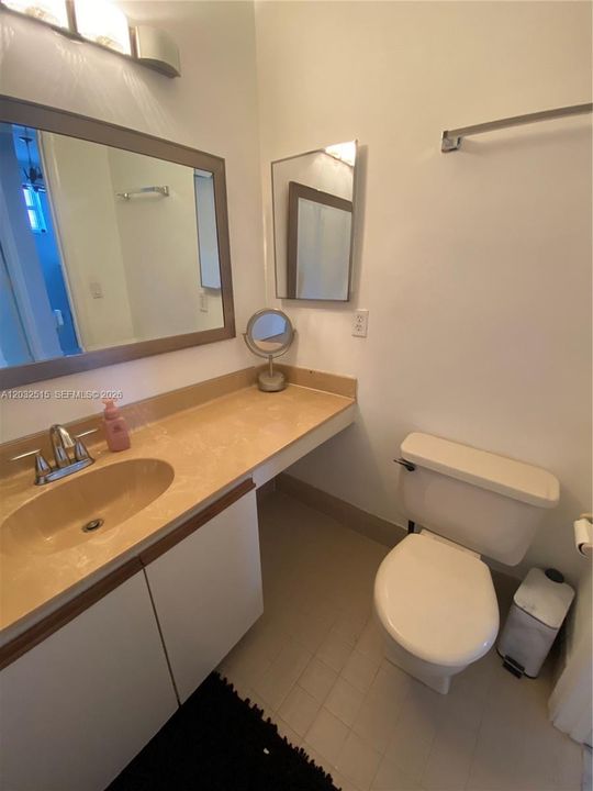 For Sale: $250,000 (3 beds, 2 baths, 1100 Square Feet)