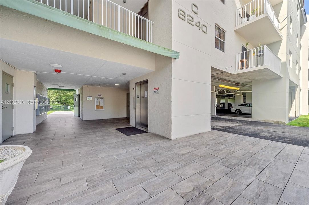 For Rent: $1,600 (1 beds, 1 baths, 600 Square Feet)