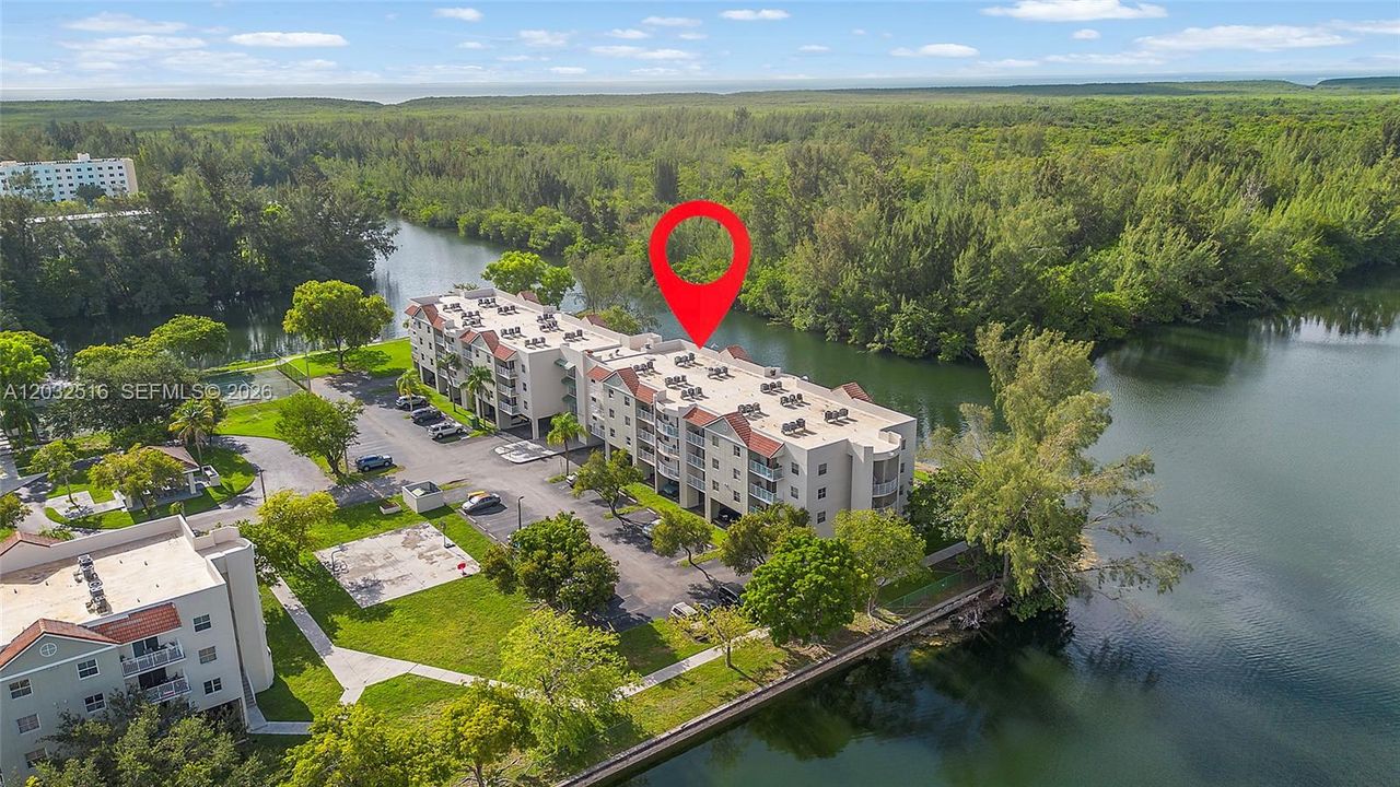 For Rent: $1,600 (1 beds, 1 baths, 600 Square Feet)