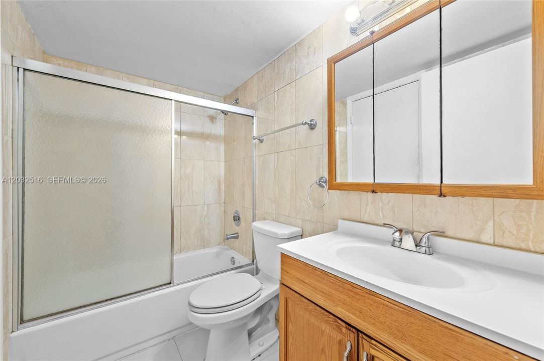 For Rent: $1,600 (1 beds, 1 baths, 600 Square Feet)