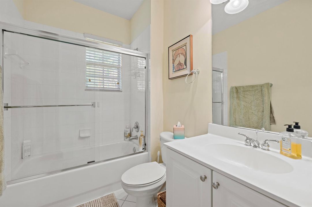 4th Bedroom ensuite Bathroom