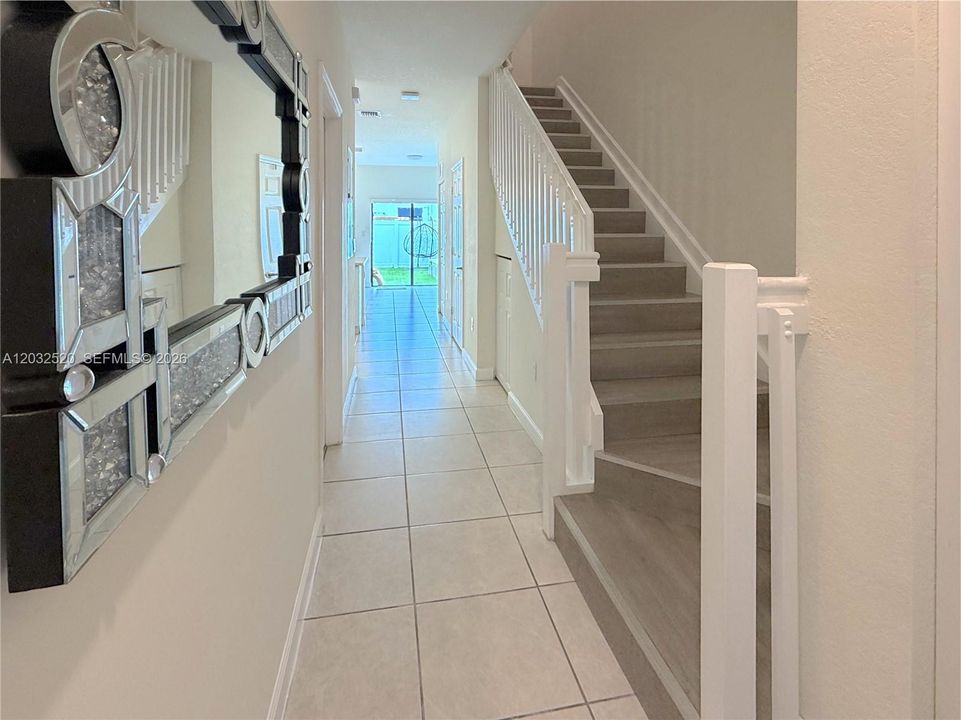 For Sale: $488,000 (3 beds, 2 baths, 1412 Square Feet)