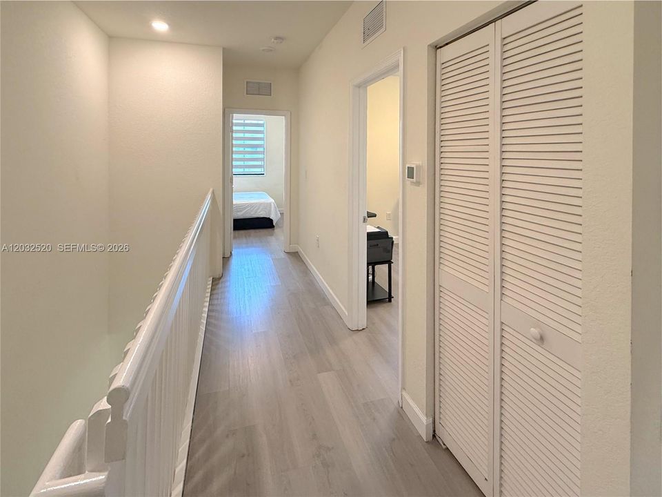 For Sale: $488,000 (3 beds, 2 baths, 1412 Square Feet)
