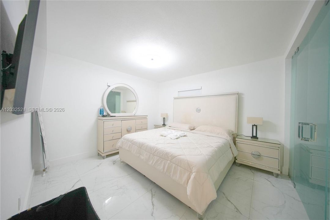 For Rent: $6,000 (3 beds, 2 baths, 1476 Square Feet)