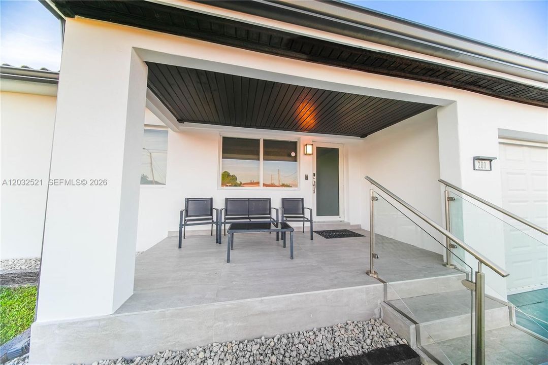 For Rent: $6,000 (3 beds, 2 baths, 1476 Square Feet)
