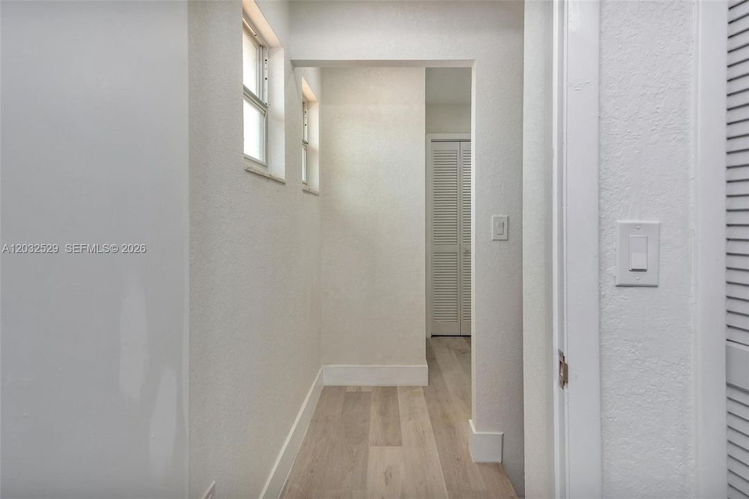 For Rent: $2,950 (2 beds, 2 baths, 1100 Square Feet)
