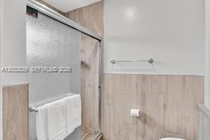 For Rent: $4,999 (5 beds, 3 baths, 2128 Square Feet)