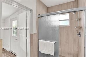 For Rent: $4,999 (5 beds, 3 baths, 2128 Square Feet)