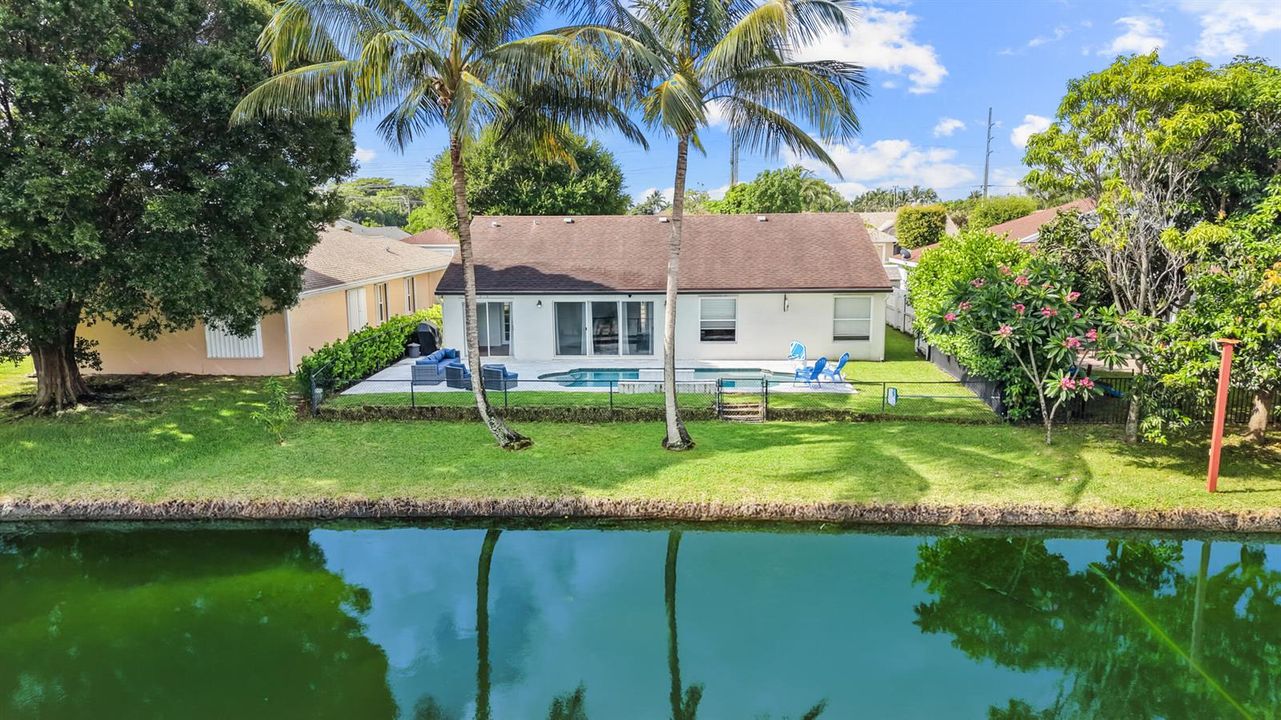 You'll love the Lakeview!