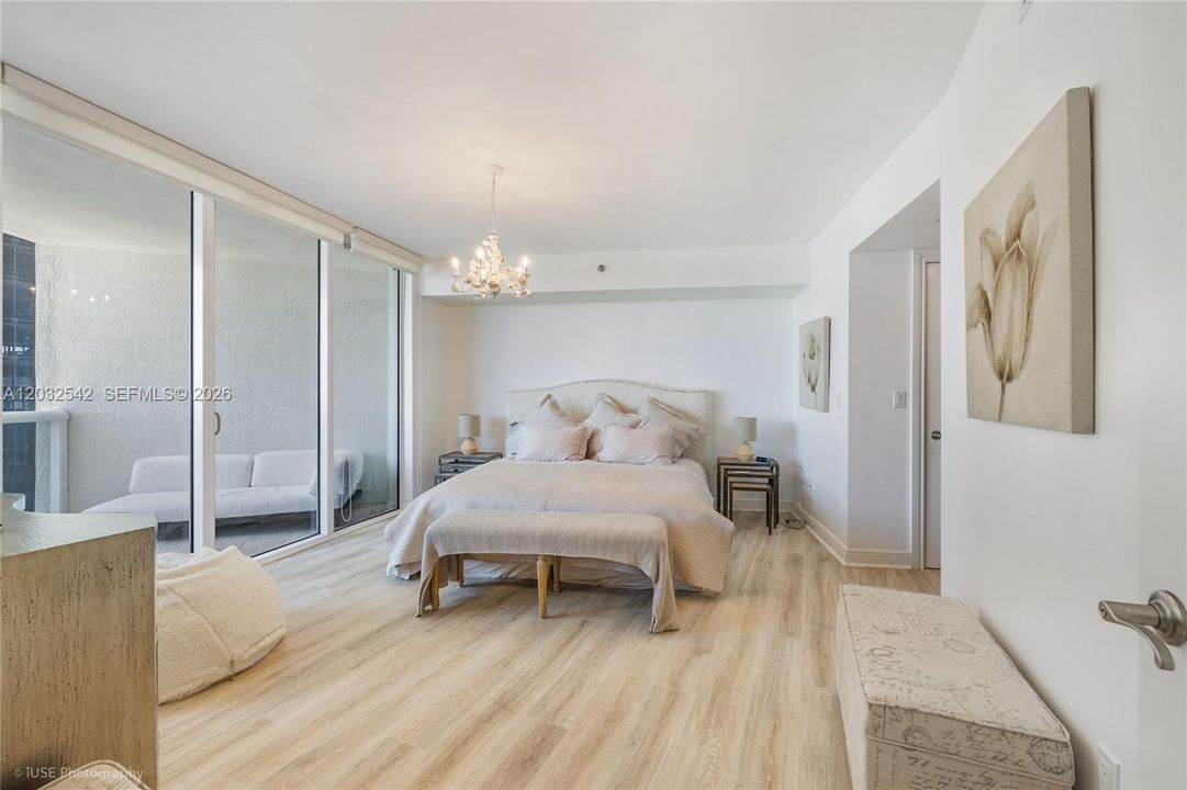 En Venta: $1,500,000 (2 camas, 2 baños, 1644 Pies cuadrados)