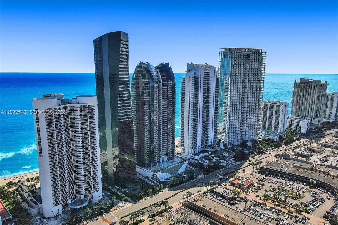 En Venta: $1,500,000 (2 camas, 2 baños, 1644 Pies cuadrados)
