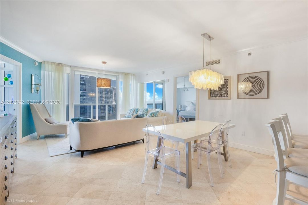 En Venta: $1,500,000 (2 camas, 2 baños, 1644 Pies cuadrados)