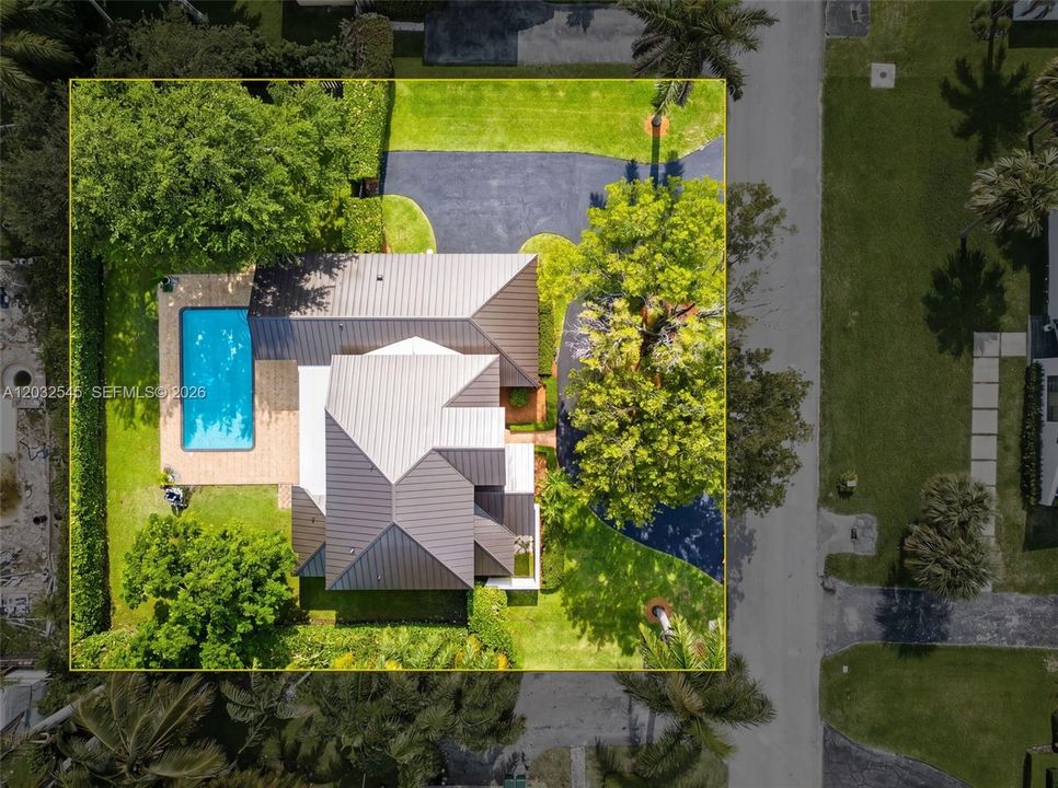 For Rent: $8,450 (4 beds, 3 baths, 3115 Square Feet)