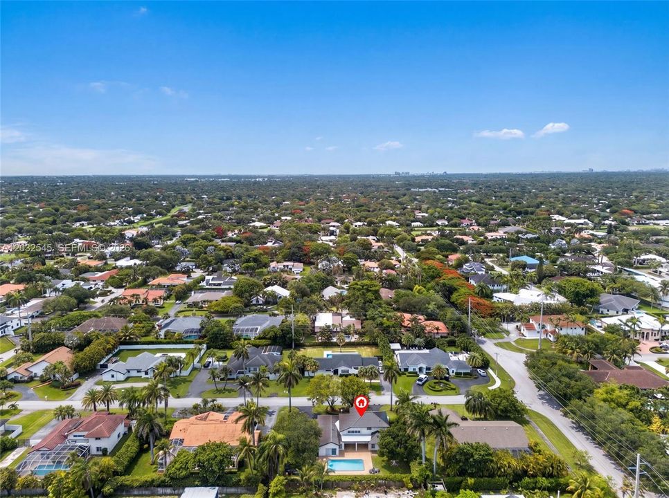 For Rent: $8,450 (4 beds, 3 baths, 3115 Square Feet)