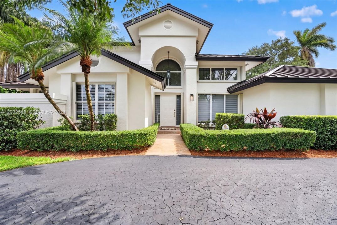 For Rent: $8,450 (4 beds, 3 baths, 3115 Square Feet)