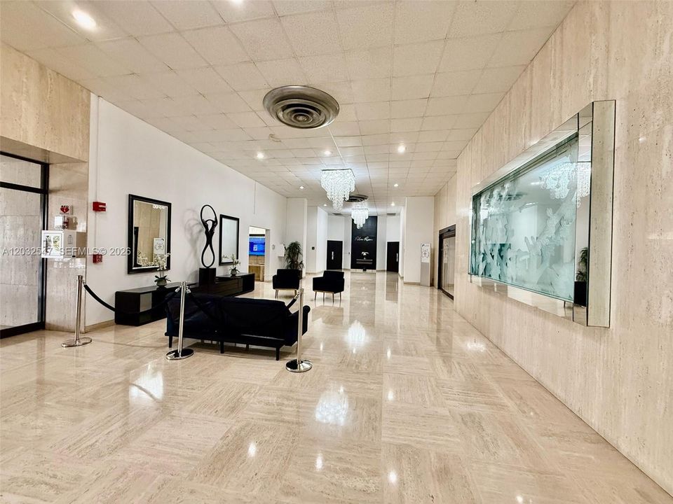 For Sale: $250,000 (2 beds, 2 baths, 1400 Square Feet)
