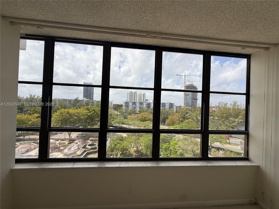 For Sale: $250,000 (2 beds, 2 baths, 1400 Square Feet)