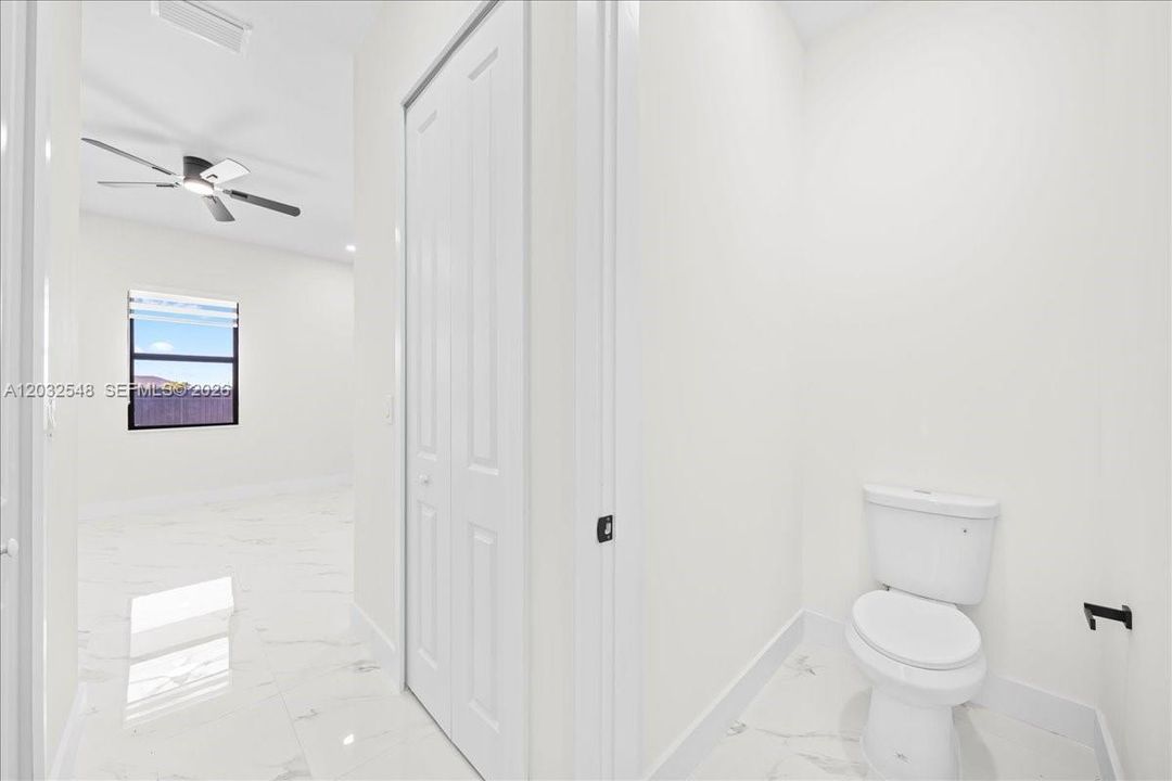 For Sale: $469,900 (4 beds, 2 baths, 1832 Square Feet)