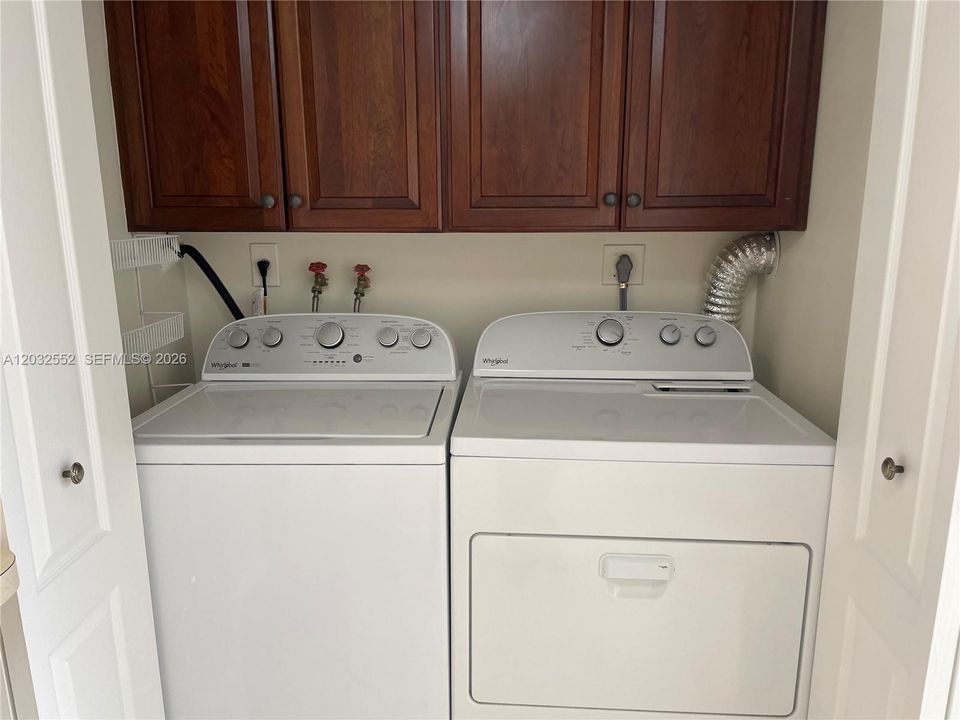 En Renta: $2,300 (3 camas, 2 baños, 1125 Pies cuadrados)