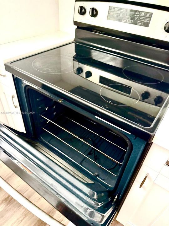 En Venta: $914,500 (0 camas, 0 baños, 2484 Pies cuadrados)