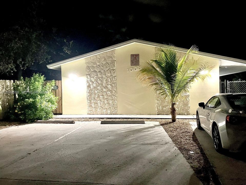 En Venta: $914,500 (0 camas, 0 baños, 2484 Pies cuadrados)