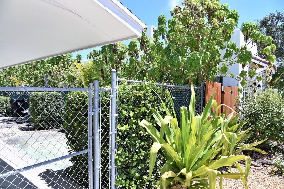 En Venta: $914,500 (0 camas, 0 baños, 2484 Pies cuadrados)